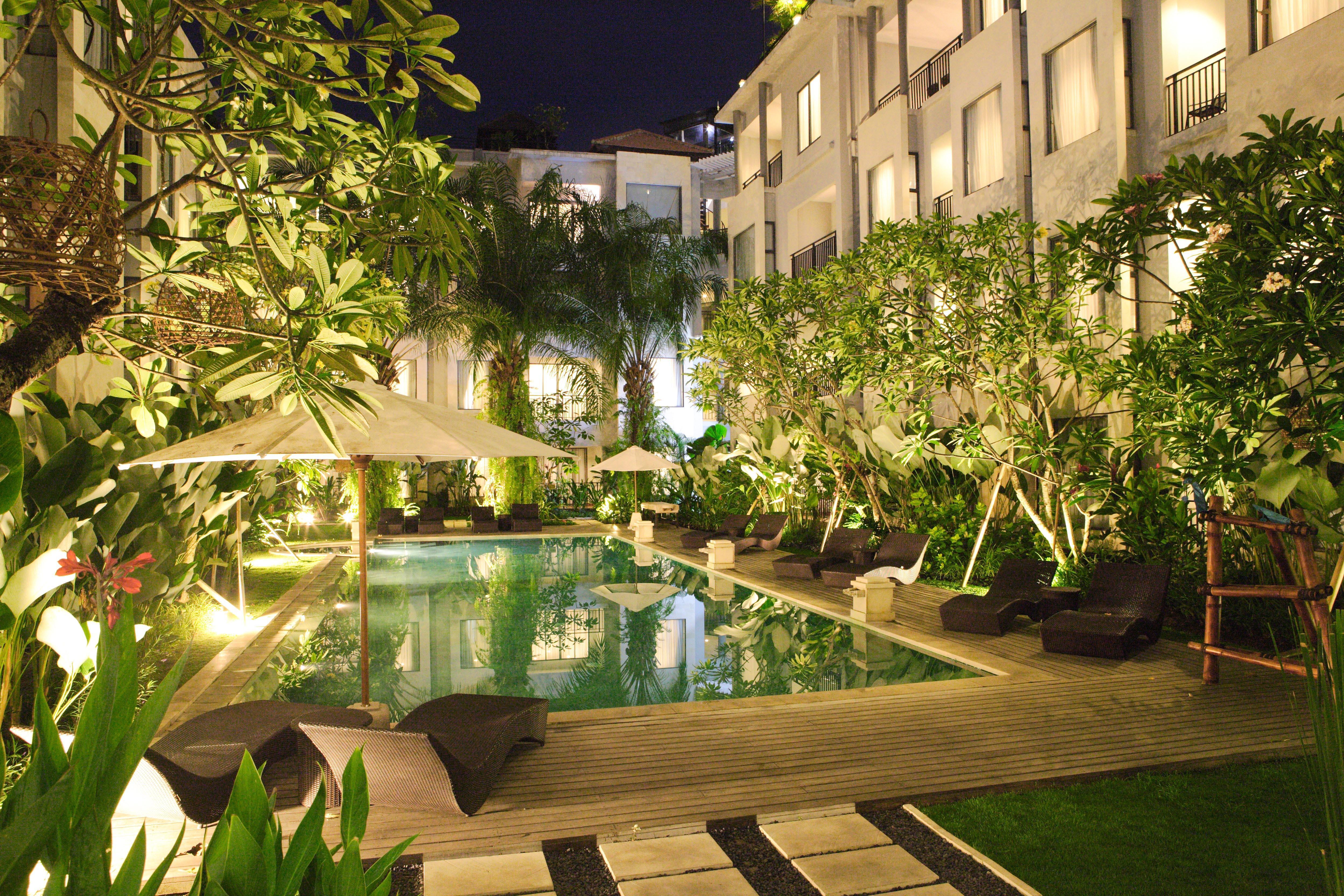 Umalas Hotel & Residence Seminyak Esterno foto